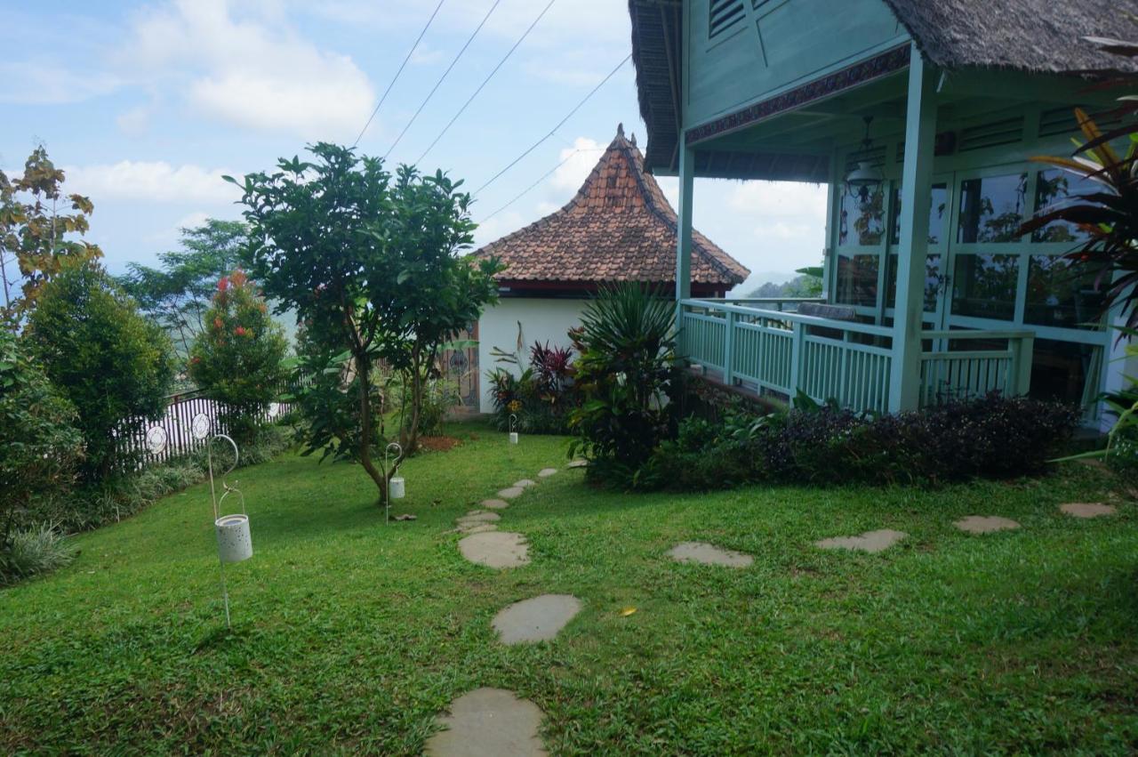 Manggis Garden Dive Resort Candidasa Buitenkant foto